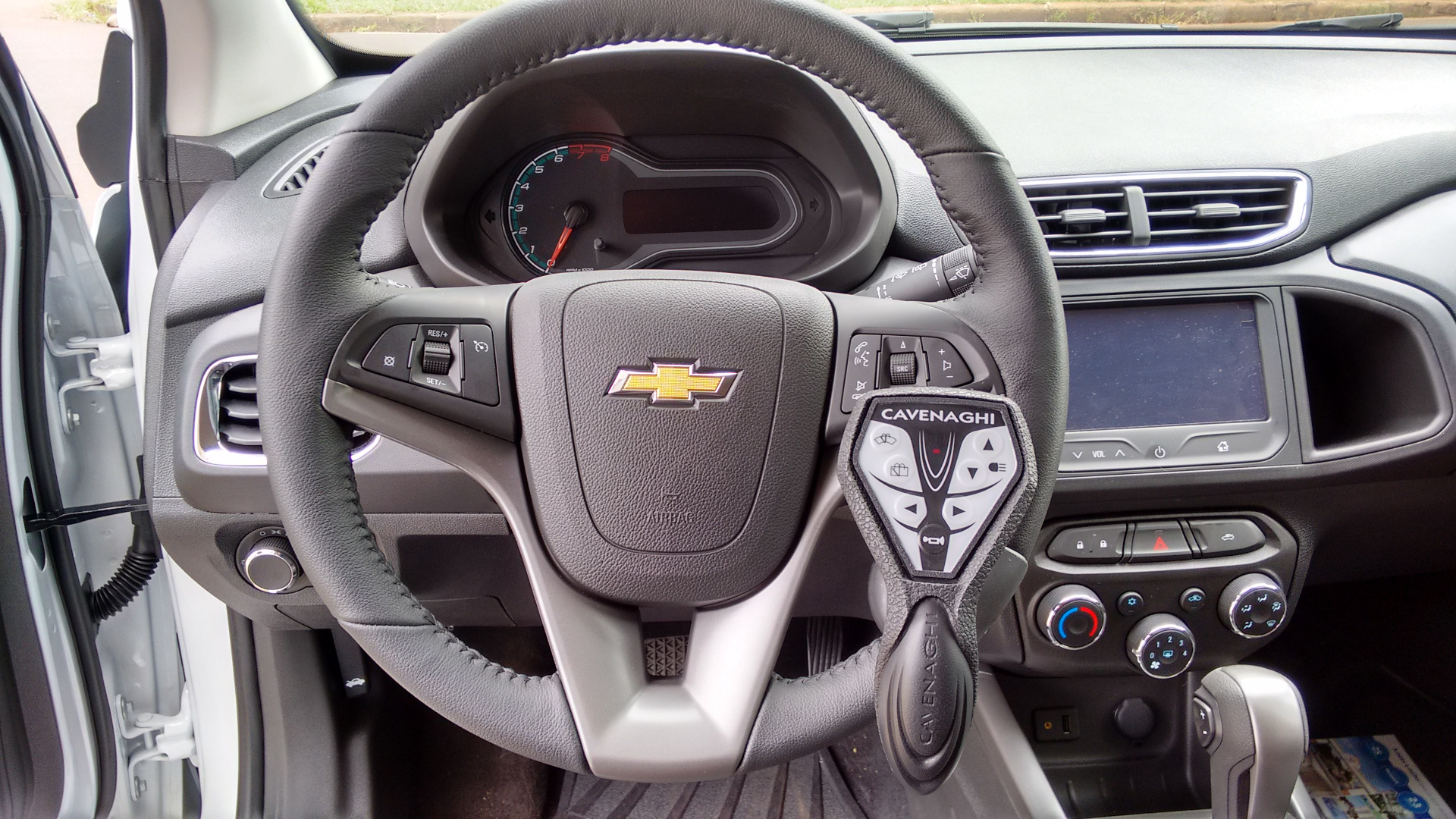 CHEVROLET ÔNIX  - CONTROLE DE PAINEL AO VOLANTE