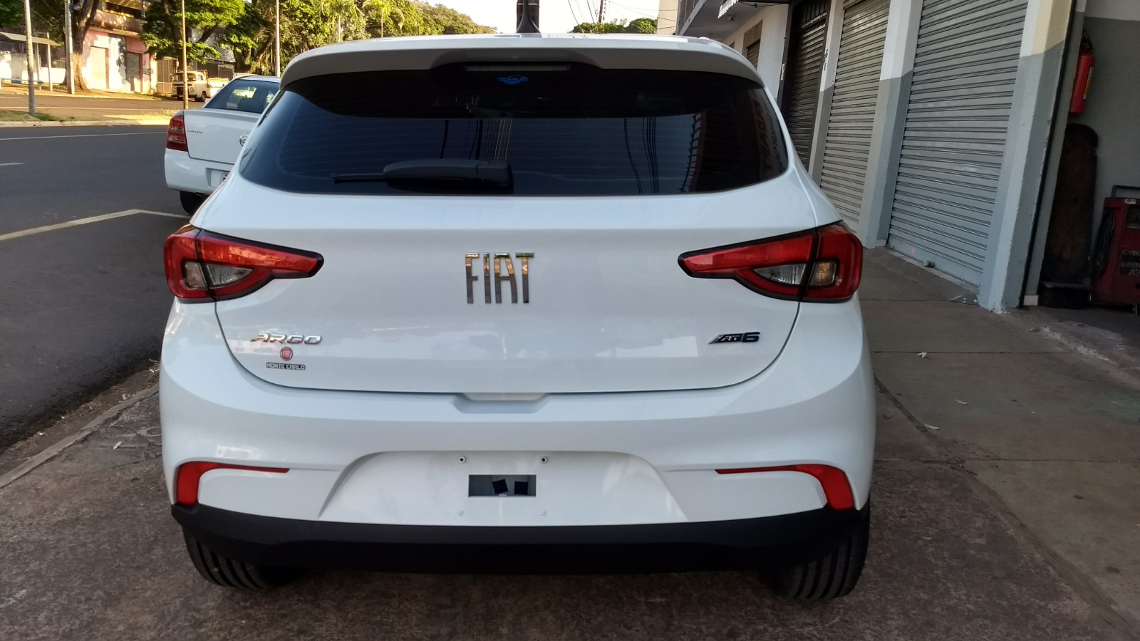 FIAT ARGO - ACELERADOR E FREIO MANUAL