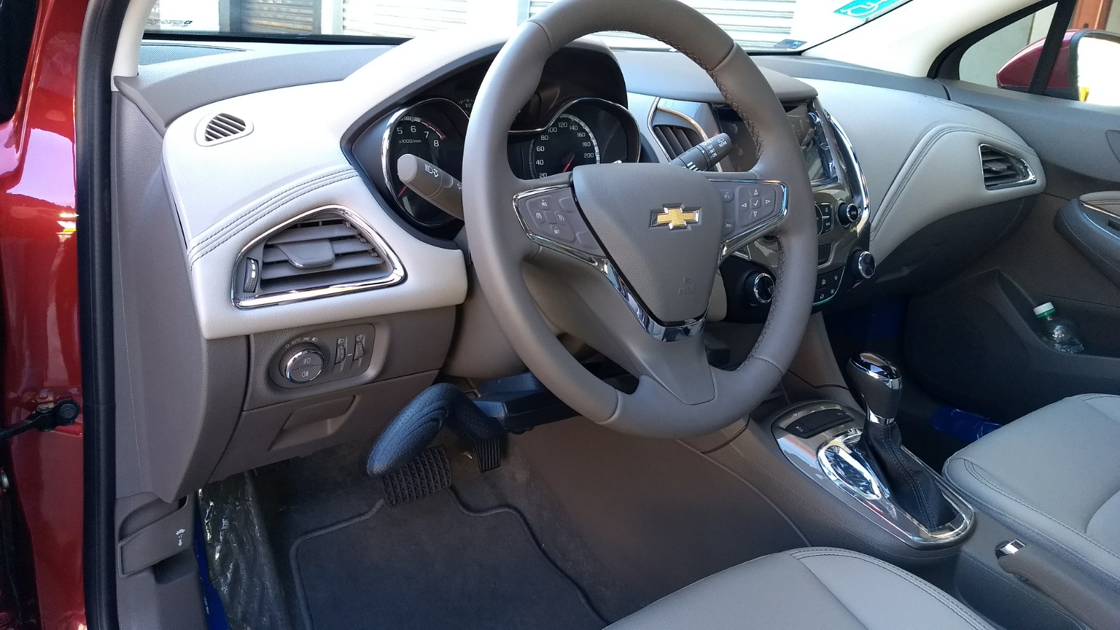 CHEVROLET CRUZE LTZ TURBO - ACELERADOR E FREIO MANUAL