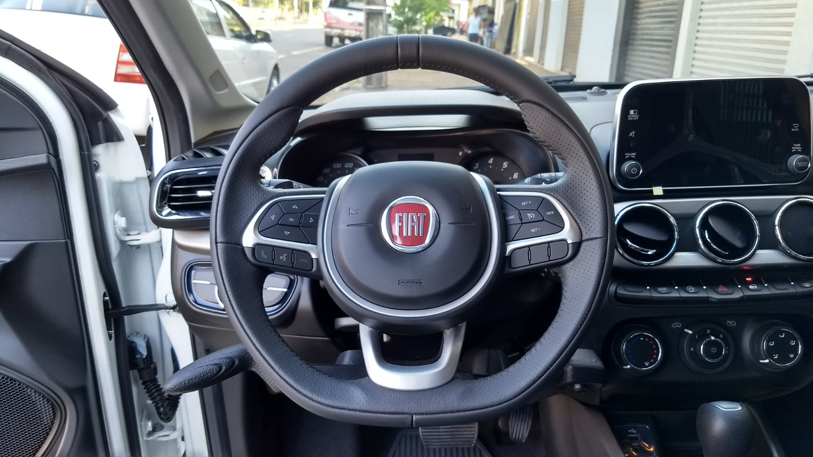FIAT ARGO - ACELERADOR E FREIO MANUAL